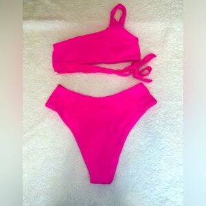 Women’s hot pink one strap bikini. Size medium.